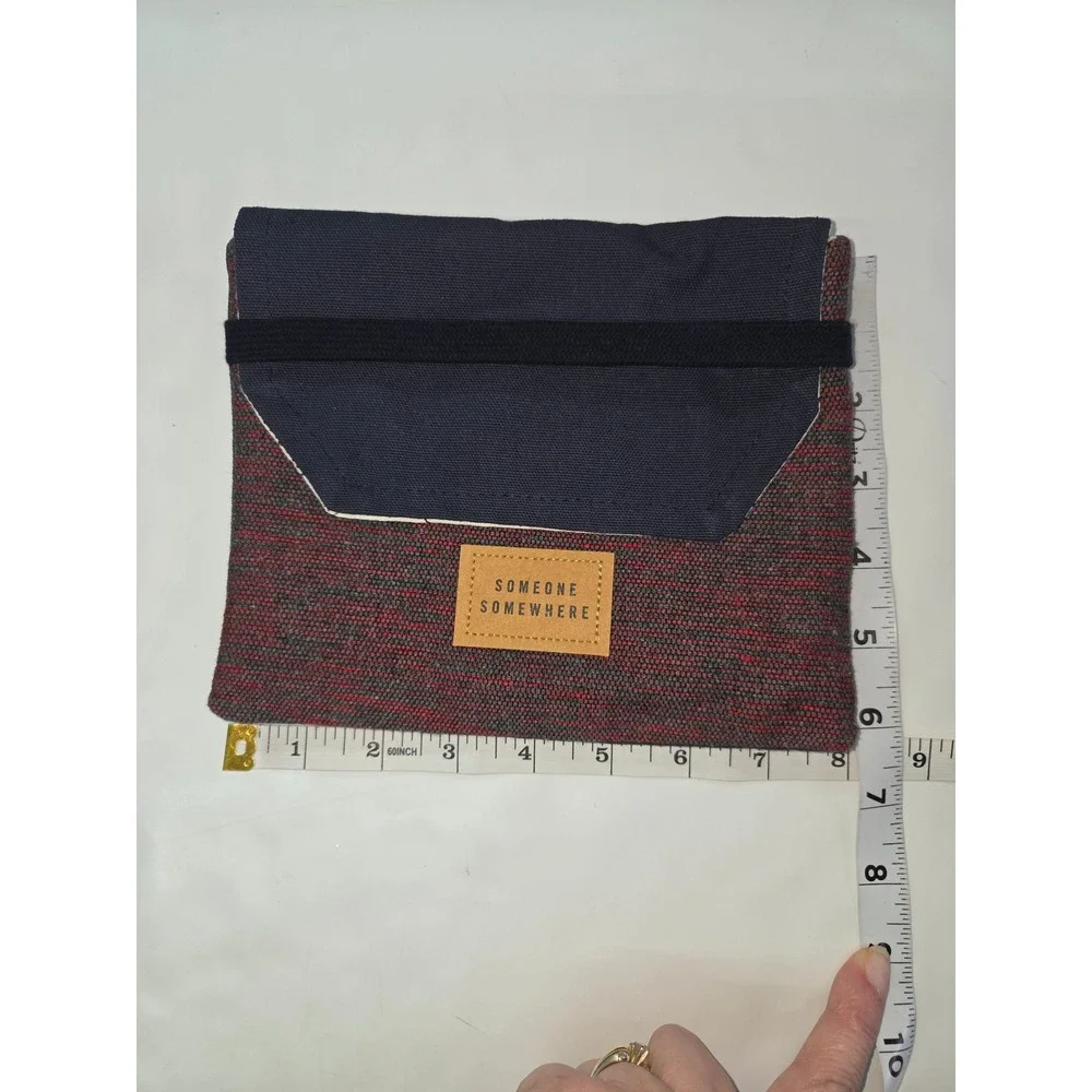 Someone Somewhere Delta Artisan Woven Travel Pouch Navy Burgundy 8x6